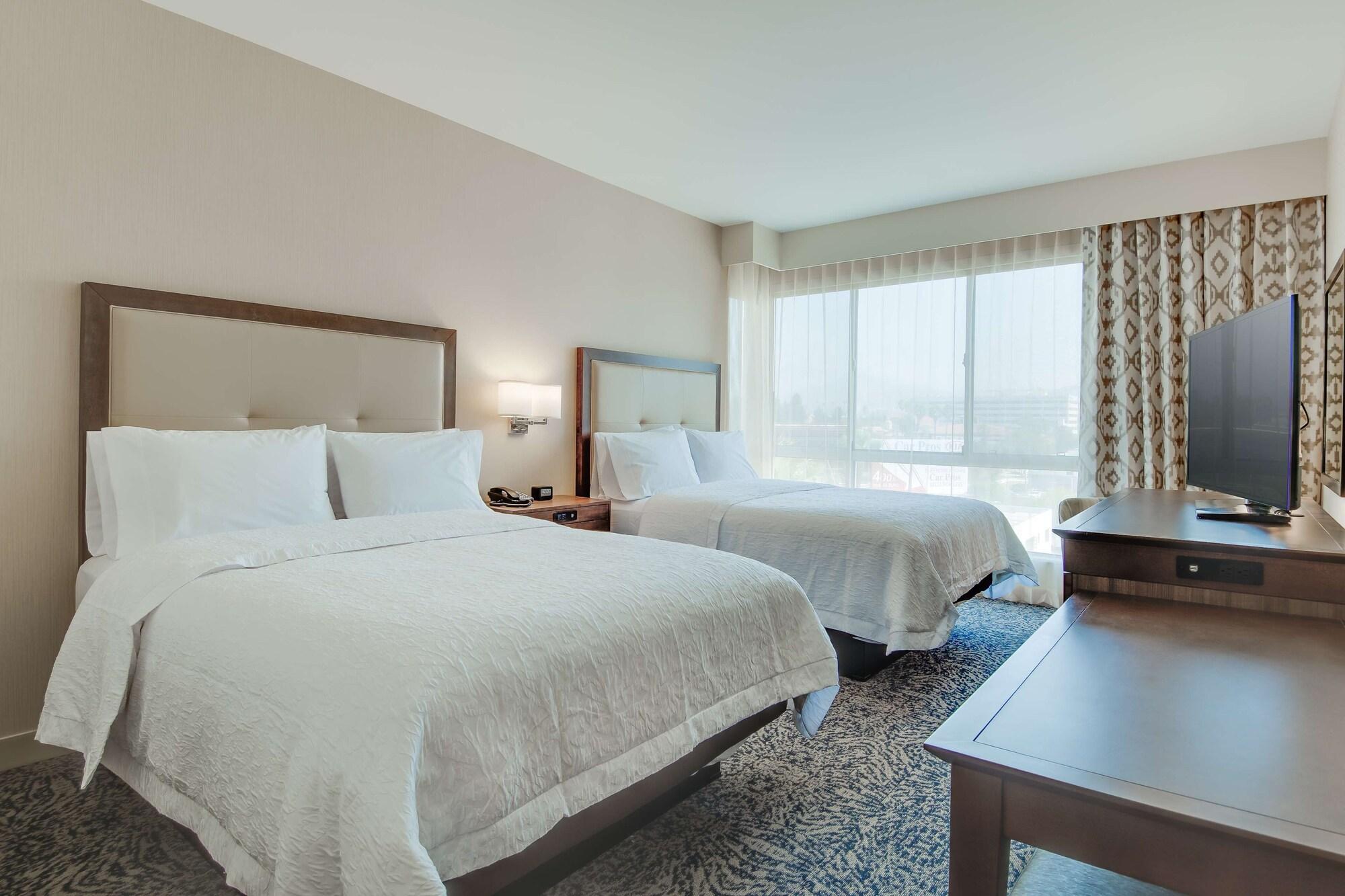 Hampton Inn&Suites Los Angeles - Glendale Extérieur photo