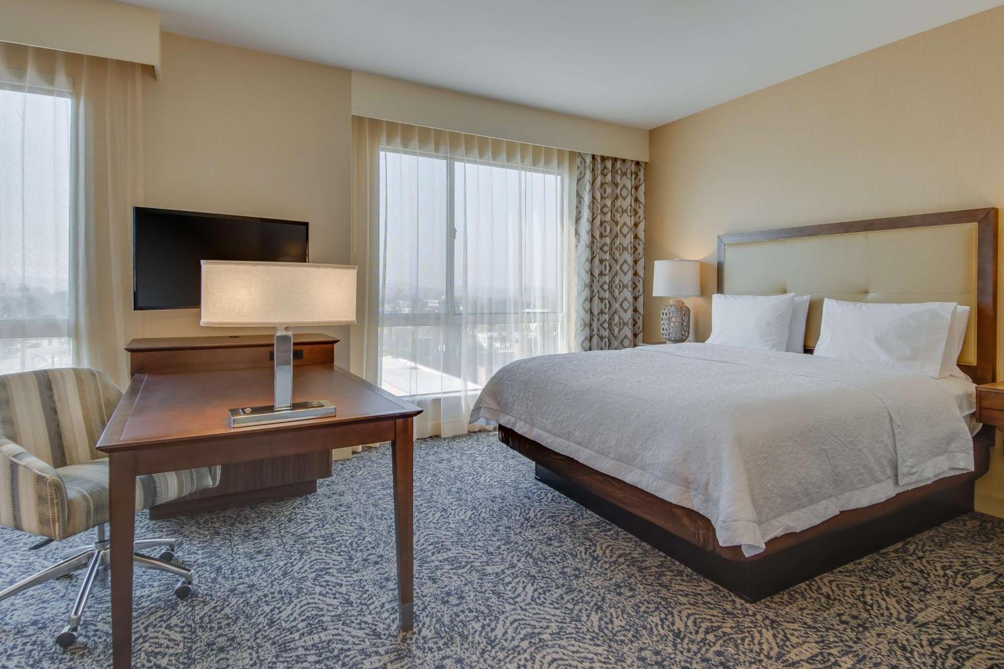 Hampton Inn&Suites Los Angeles - Glendale Extérieur photo