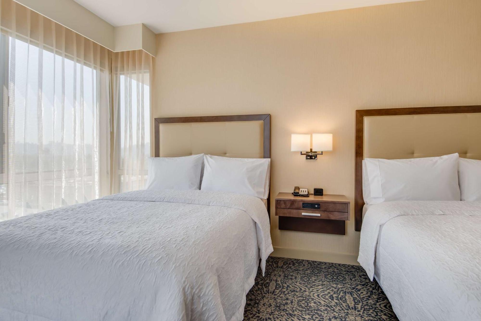 Hampton Inn&Suites Los Angeles - Glendale Extérieur photo