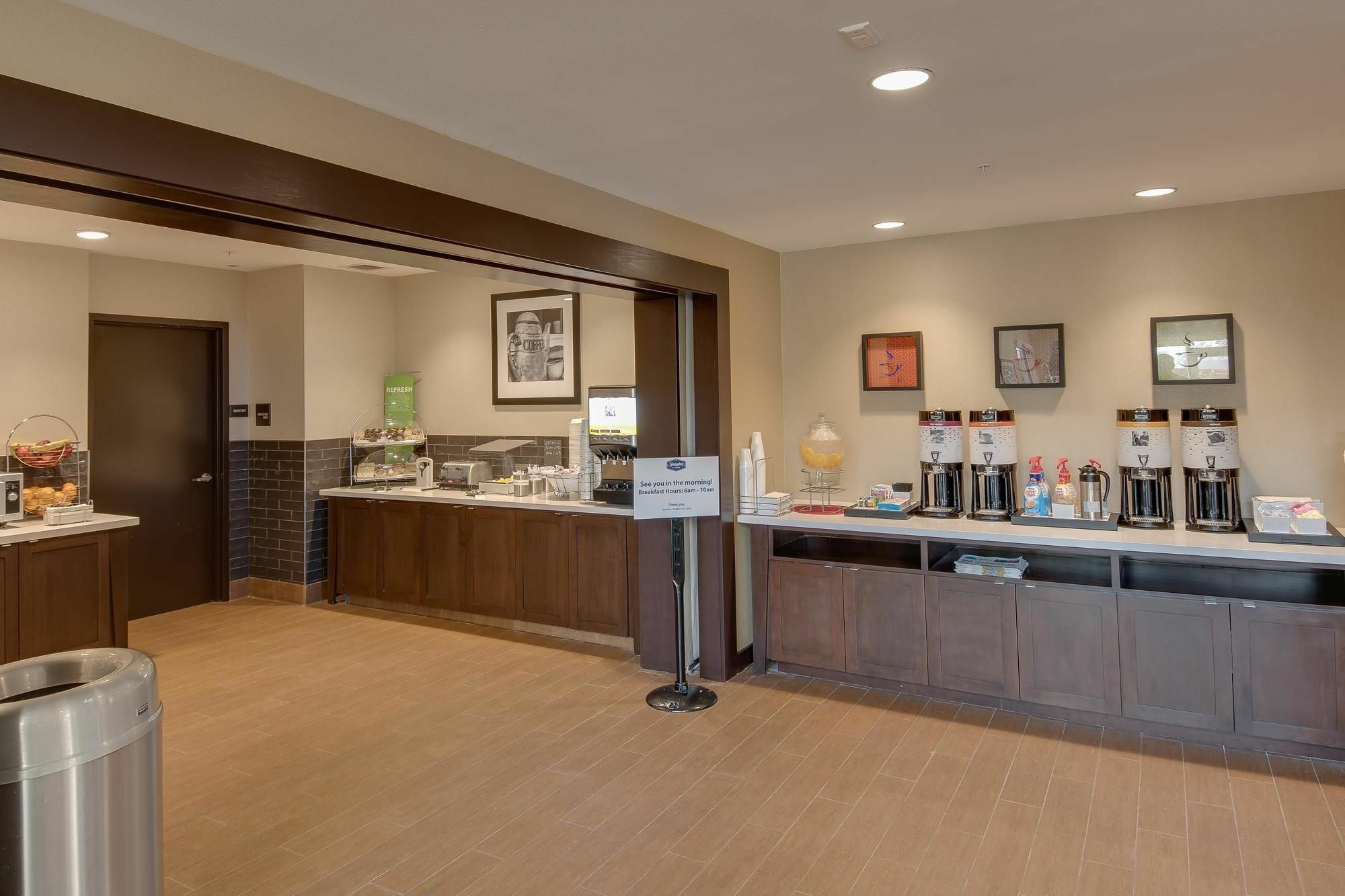 Hampton Inn&Suites Los Angeles - Glendale Extérieur photo