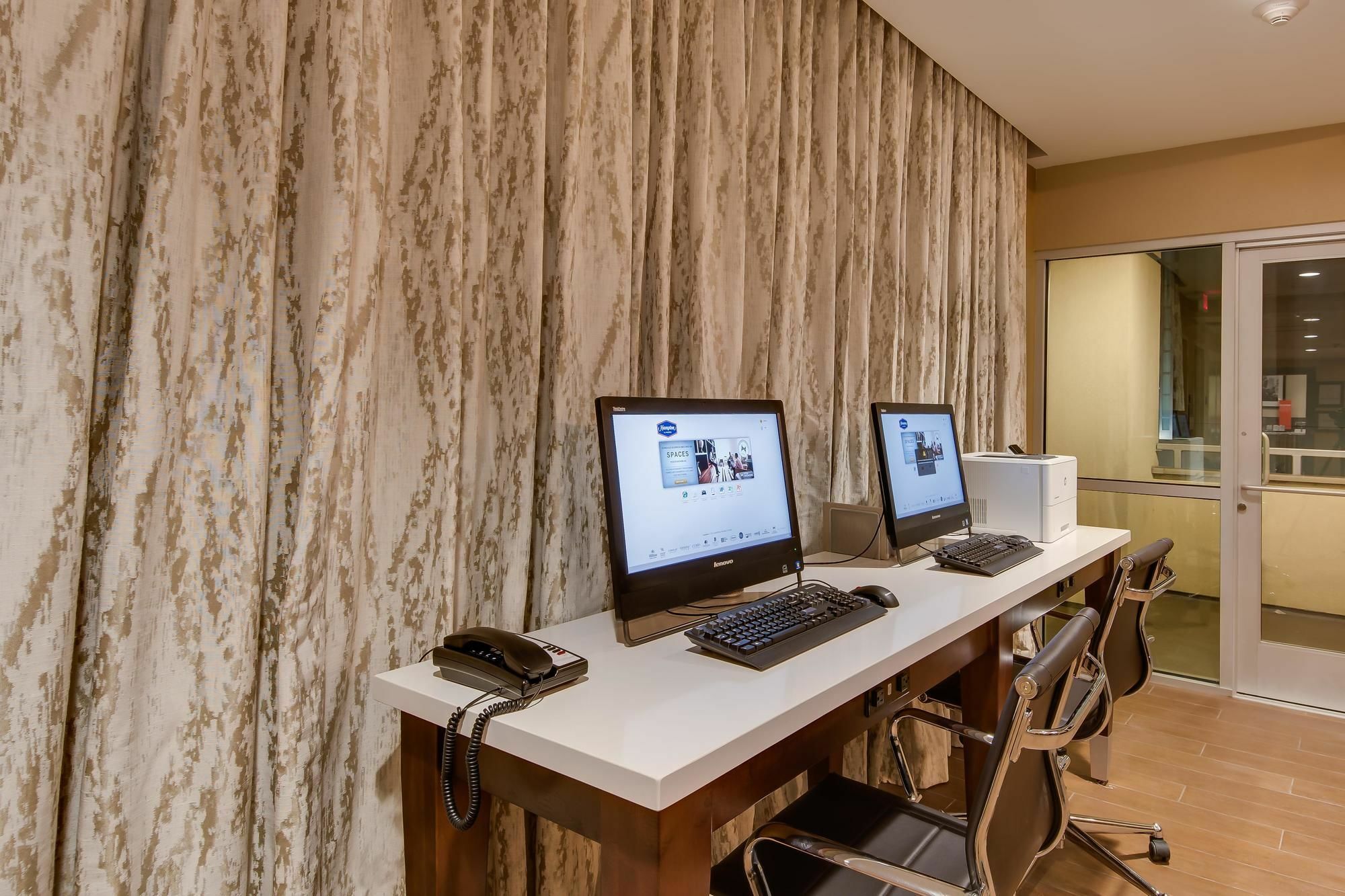 Hampton Inn&Suites Los Angeles - Glendale Extérieur photo