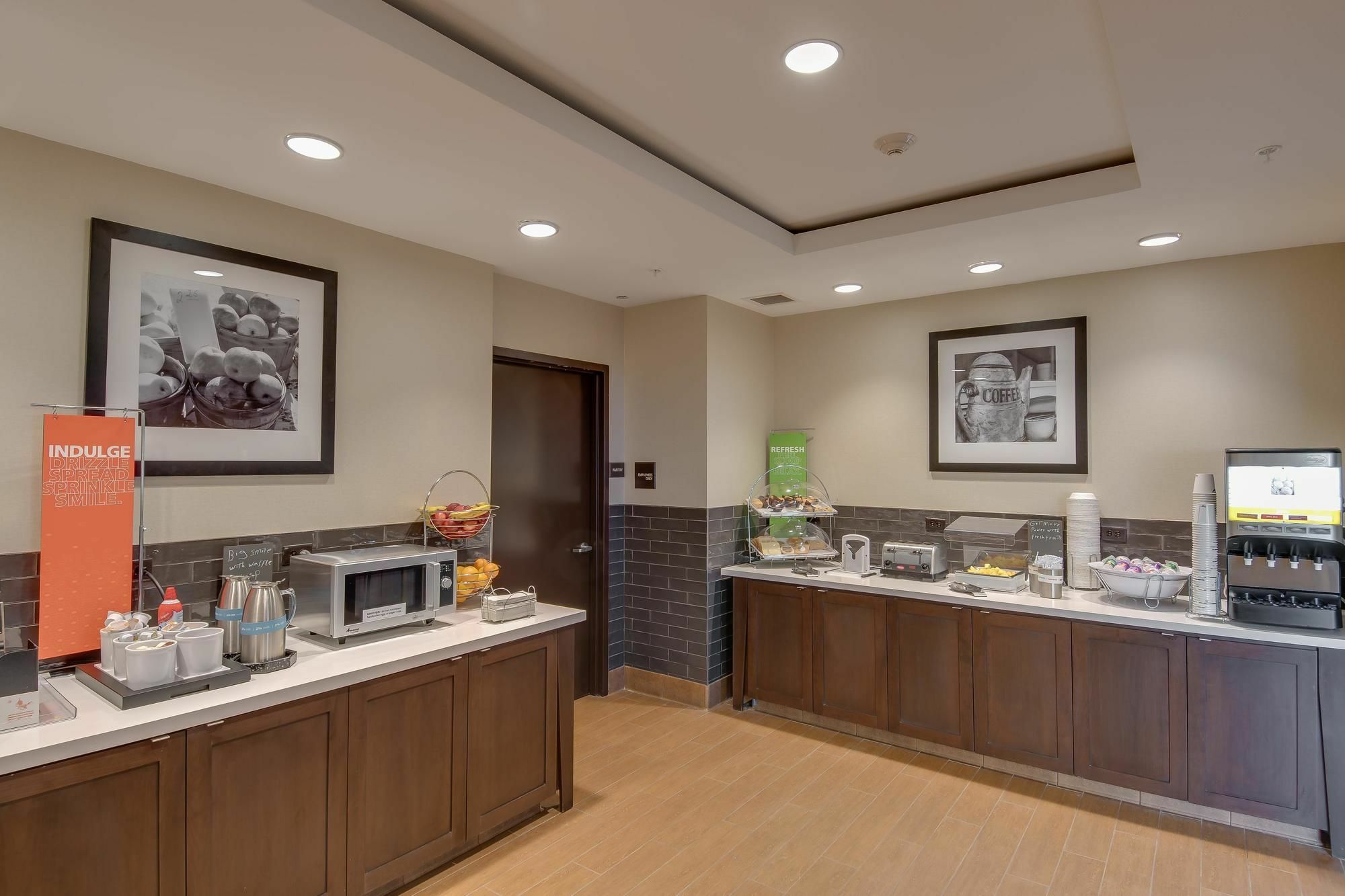 Hampton Inn&Suites Los Angeles - Glendale Extérieur photo