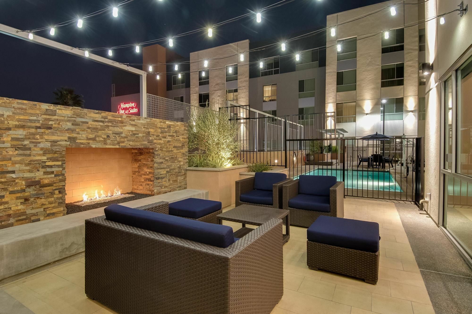 Hampton Inn&Suites Los Angeles - Glendale Extérieur photo